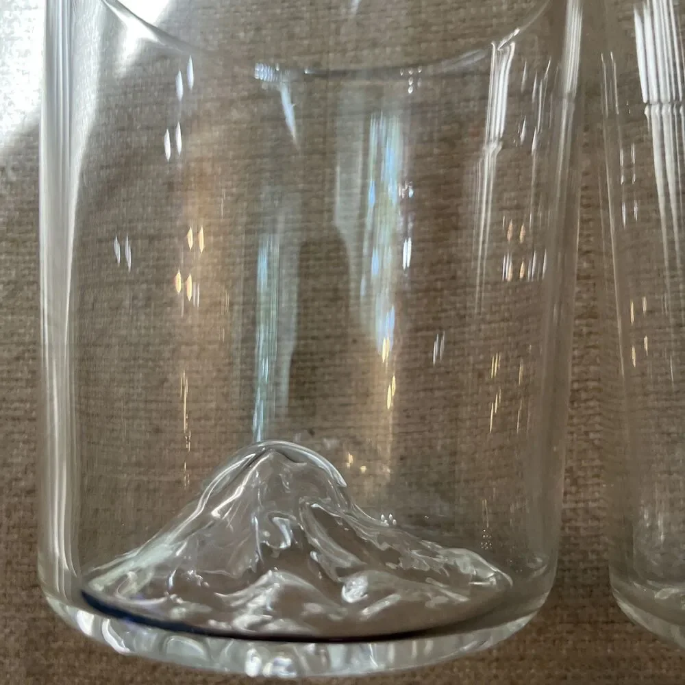 2  Mt. Rainier 8 oz Tumbler Handblown 3D Mountain Whiskey Beer Glass